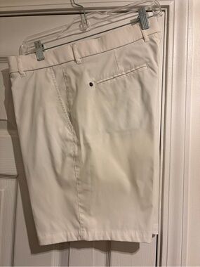 Greyson Cream Flat-Front Men's Shorts